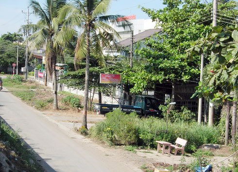 Bán café ‘nhân tiện’ môi giới mại dâm