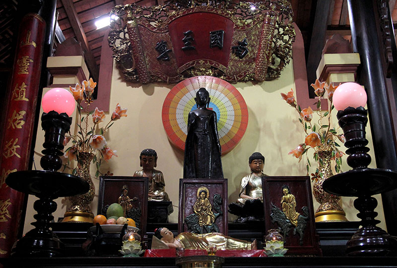 Chùa cổ mang đậm kiến trúc Nam Bộ giữa lòng thành phố - ảnh 10