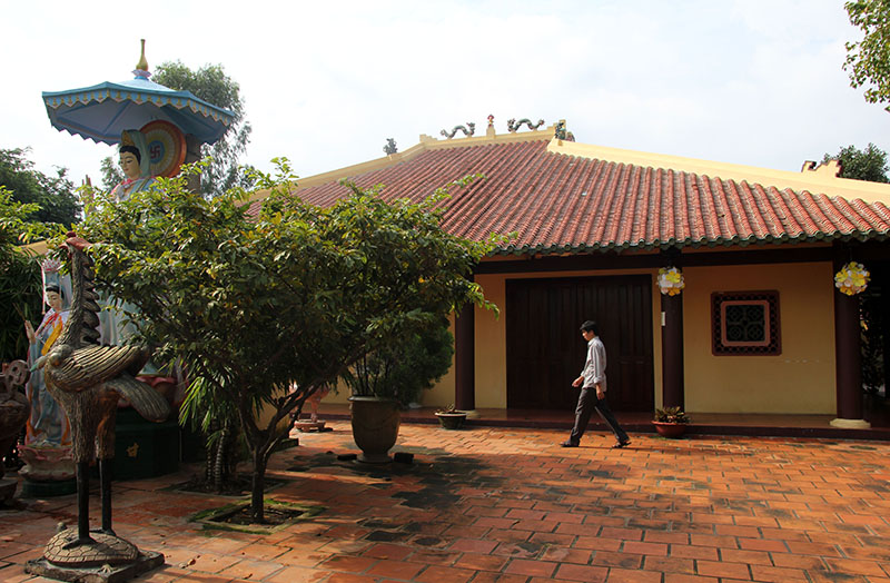 Chùa cổ mang đậm kiến trúc Nam Bộ giữa lòng thành phố - ảnh 3