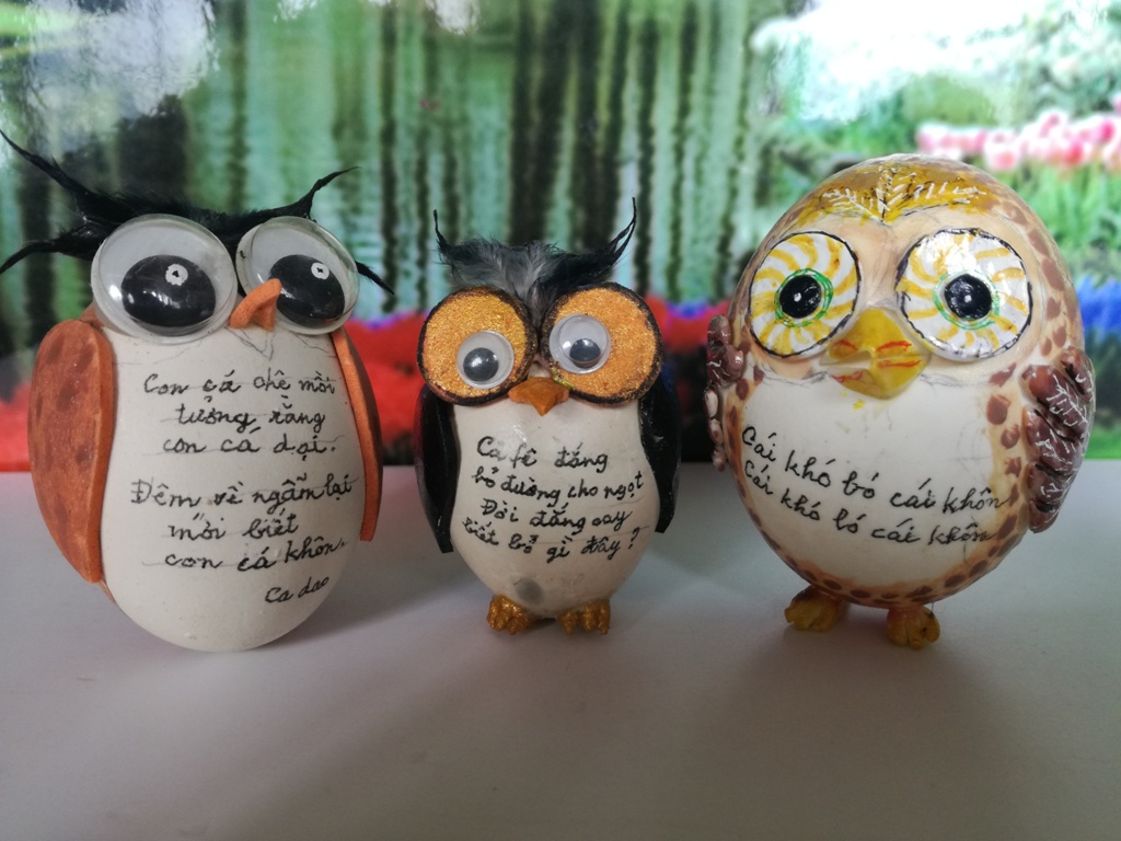 Nghệ nhân làm gà bằng vỏ trứng để chúc tết - ảnh 7