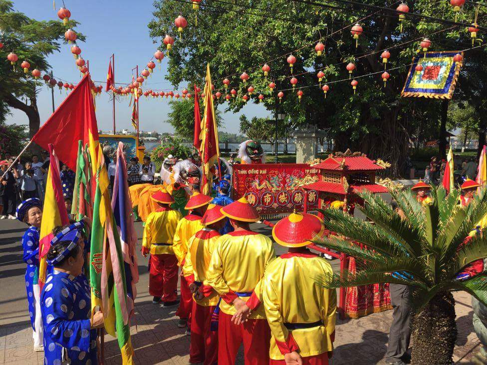 Hàng ngàn người dân dự hội chùa Ông Cù Lao Phố - ảnh 2